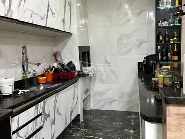 Sobrado com 120m² 4 quartos e 3 banheiros, à venda, no bairro Jardim São Lourenço em Bertioga