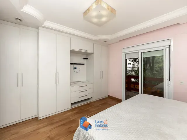 Sobrado com 246m² 4 quartos e 6 banheiros, à venda, no bairro Vila Parque Jabaquara em São Paulo