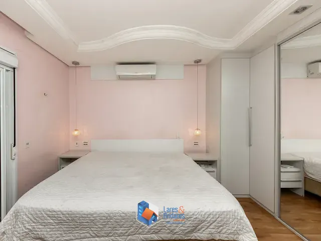 Sobrado com 246m² 4 quartos e 6 banheiros, à venda, no bairro Vila Parque Jabaquara em São Paulo