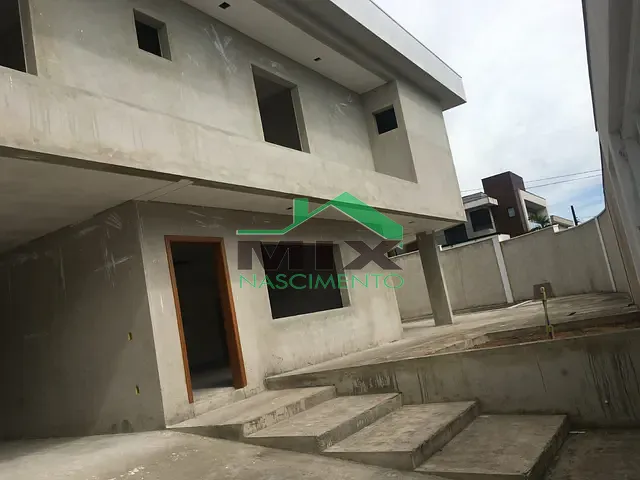 Sobrado com 331m² 4 quartos e 3 banheiros, à venda, no bairro Independência em São Bernardo do Campo