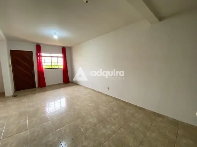 Sobrado com 360m² 3 quartos e 2 banheiros, à venda ou para alugar, no bairro Uvaranas em Ponta Grossa
