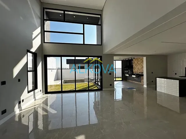Sobrado com 373m² 4 quartos e 6 banheiros, à venda, no bairro Recanto dos Eucaliptos em São José dos Campos