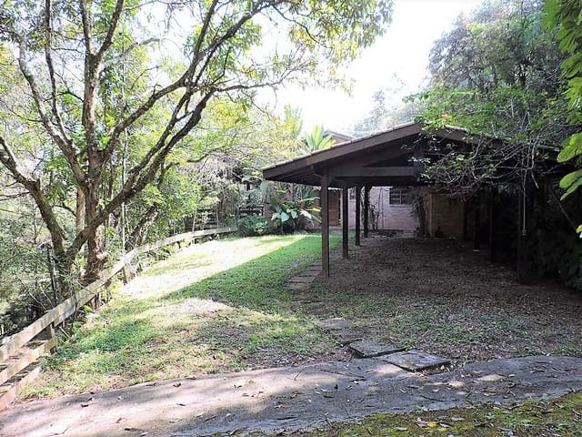 Sobrado com 5295m² 3 quartos e 2 banheiros, à venda, no bairro Chácaras do Peroba em Jandira