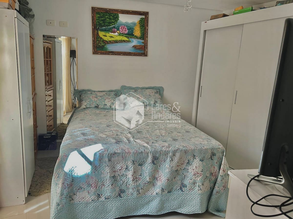 Casa à venda com 3 quartos, 70m² - Foto 15