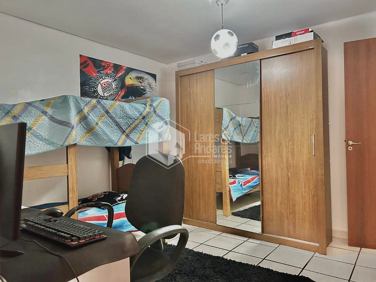 Casa à venda com 3 quartos, 70m² - Foto 14