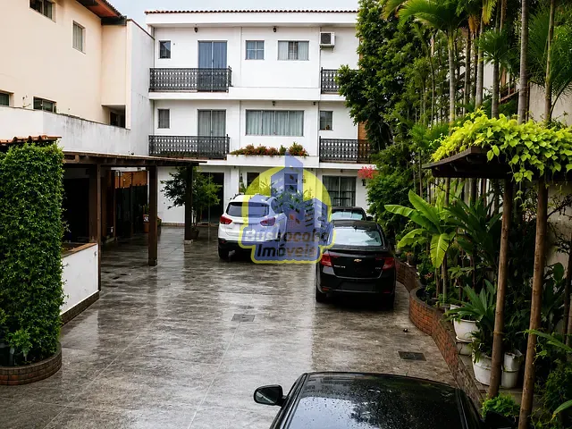 Sobrado com 403m² 4 quartos e 4 banheiros, à venda, no bairro City Bussocaba em Osasco