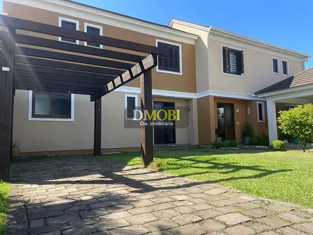 Sobrado com 300m² 3 quartos e 2 banheiros, à venda, no bairro Santa Cruz em Gravataí