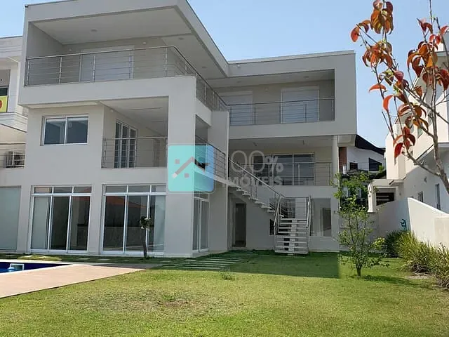 Sobrado com 820m² 4 quartos e 4 banheiros, à venda, no bairro Urbanova II em São José dos Campos