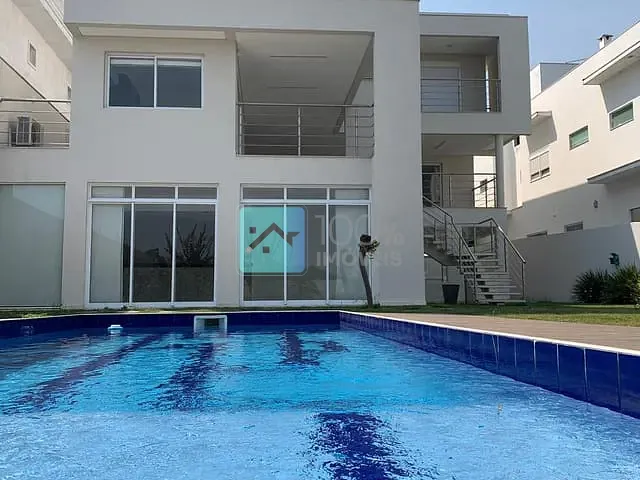 Sobrado com 820m² 4 quartos e 4 banheiros, à venda, no bairro Urbanova II em São José dos Campos