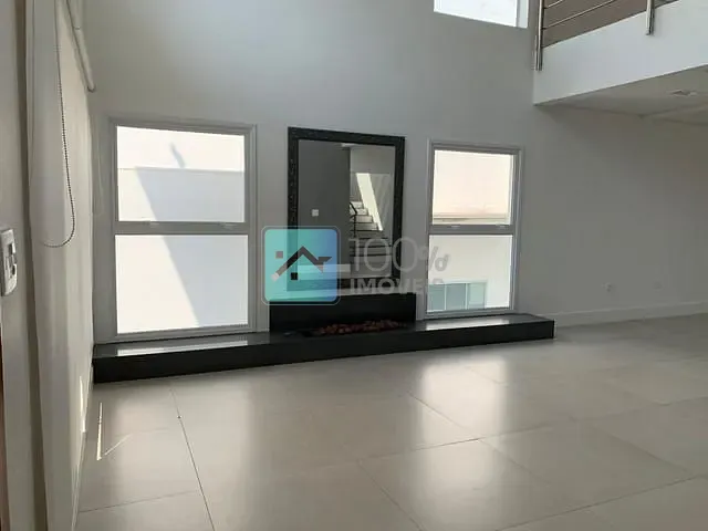 Sobrado com 820m² 4 quartos e 4 banheiros, à venda, no bairro Urbanova II em São José dos Campos
