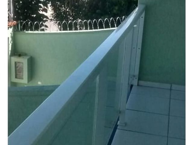 Sobrado com 175m² 3 quartos e 2 banheiros, à venda, no bairro Jardim Sarah em São Paulo