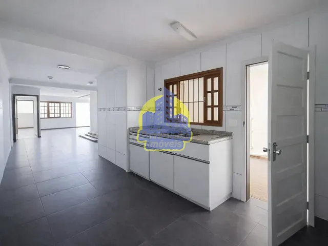 Sobrado com 240m² 3 quartos e 2 banheiros, à venda, no bairro Jardim Roberto em Osasco