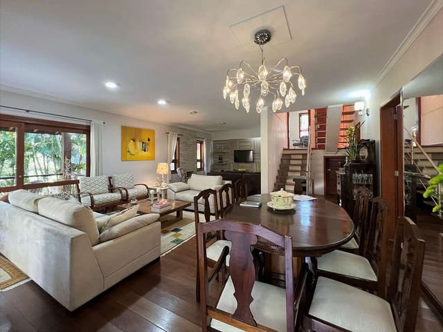 Foto do Sobrado - Sobrado à venda 4 Quartos, 2 Suites, 3 Vagas, 532.49M², Aldeia da Fazendinha, Carapicuíba - SP | Collina Imóveis