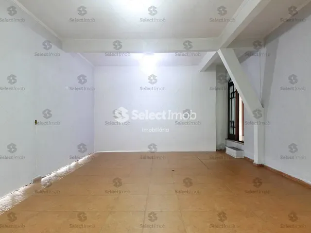 Sobrado com 323m², para alugar, no bairro Jardim Pilar em Mauá