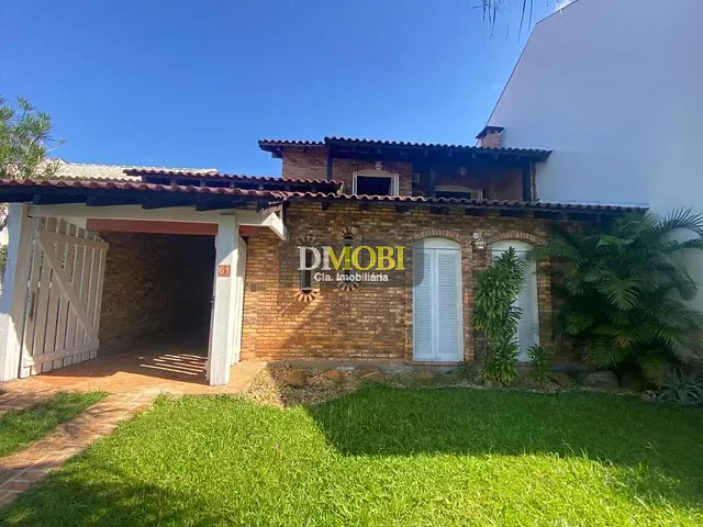 Sobrado com 450m² 3 quartos e 1 banheiro, à venda, no bairro Centro em Gravataí