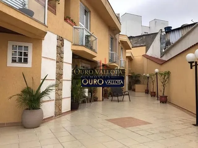 Sobrado 3 quartos e 3 banheiros, à venda, no bairro Vila Bertioga em São Paulo