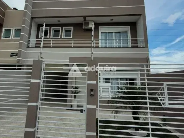 Sobrado 3 quartos e 3 banheiros, à venda, no bairro Oficinas em Ponta Grossa