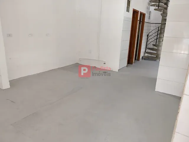 Sobrado com 160m², para alugar, no bairro Nova Piraju em São Paulo