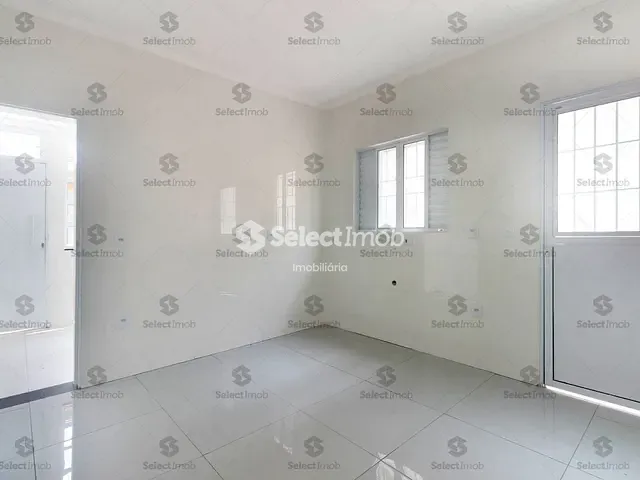 Sobrado com 180m² 3 quartos e 2 banheiros, à venda, no bairro Aliança em Ribeirão Pires