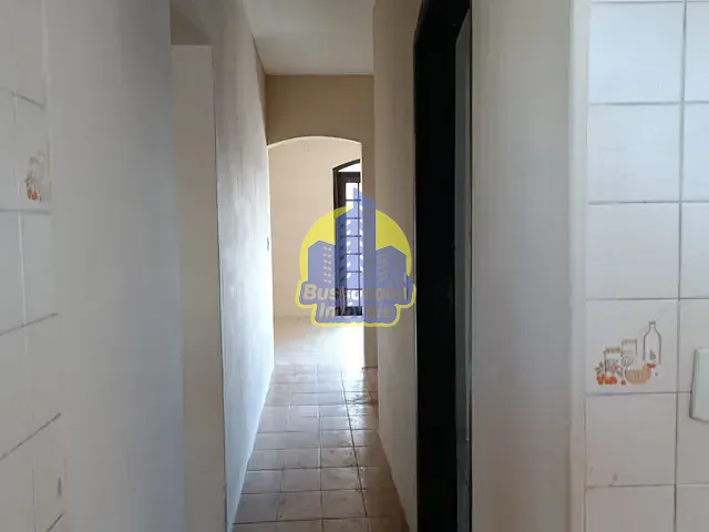 Sobrado com 250m² 3 quartos e 2 banheiros, para alugar, no bairro Jardim Novo Horizonte em Carapicuíba