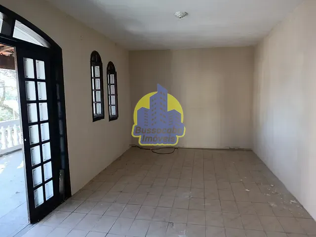 Sobrado com 250m² 3 quartos e 2 banheiros, para alugar, no bairro Jardim Novo Horizonte em Carapicuíba