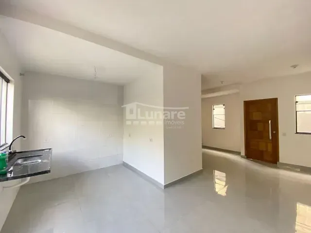 Sobrado 3 quartos e 2 banheiros, à venda, no bairro Vila Suissa em Mogi das Cruzes