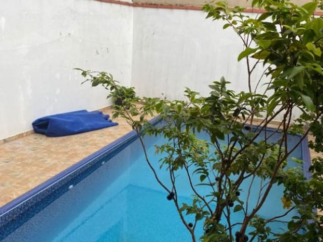 Sobrado com 150m² 3 quartos e 2 banheiros, à venda, no bairro Jaguaribe em Osasco