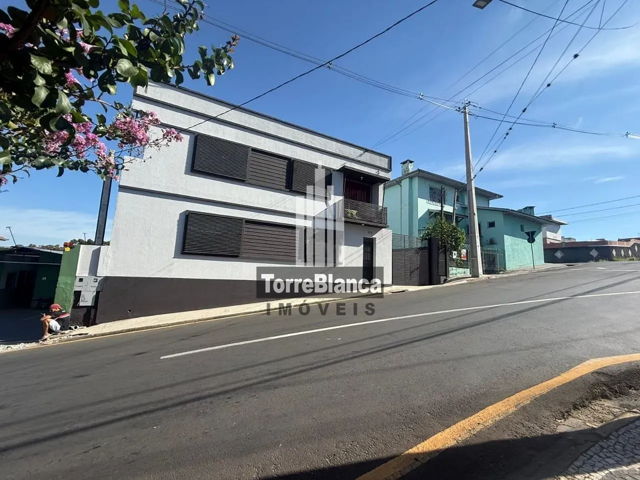 Casa, 1 quarto, 252 m² - Foto 1