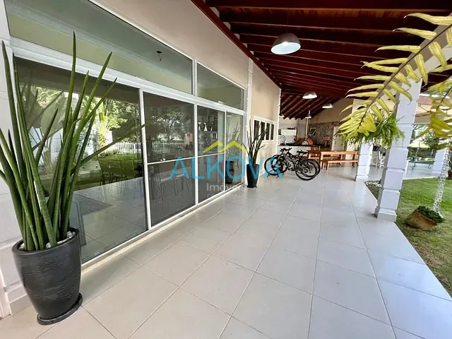 Sobrado com 450m² 5 quartos e 6 banheiros, à venda, no bairro Conjunto Residencial Esplanada do Sol em São José dos Campos