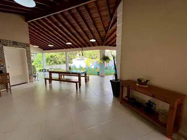 Sobrado com 450m² 5 quartos e 6 banheiros, à venda, no bairro Conjunto Residencial Esplanada do Sol em São José dos Campos