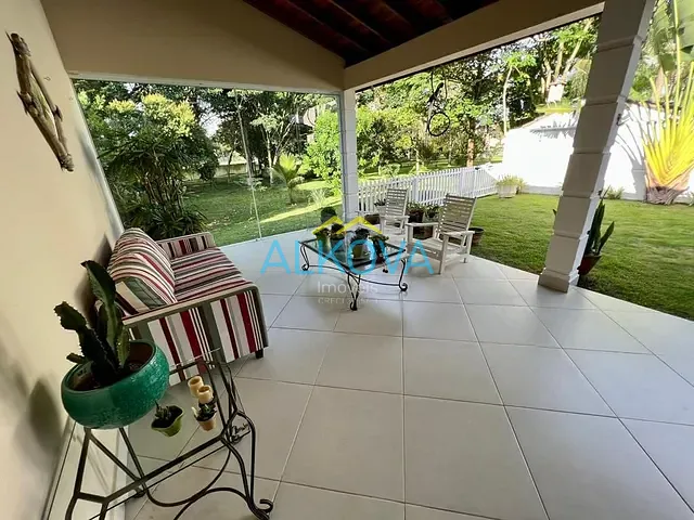 Sobrado com 450m² 5 quartos e 6 banheiros, à venda, no bairro Conjunto Residencial Esplanada do Sol em São José dos Campos