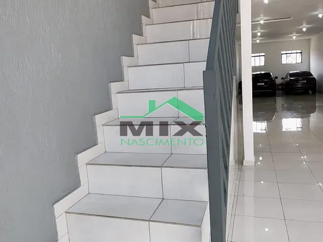 Sobrado com 280m² 2 quartos e 1 banheiro, à venda, no bairro Jardim Utinga em Santo André