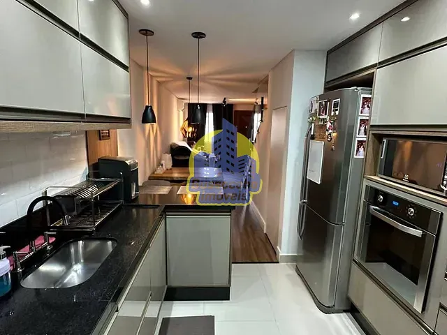 Sobrado com 100m² 2 quartos e 2 banheiros, à venda, no bairro Jardim D'Abril em Osasco