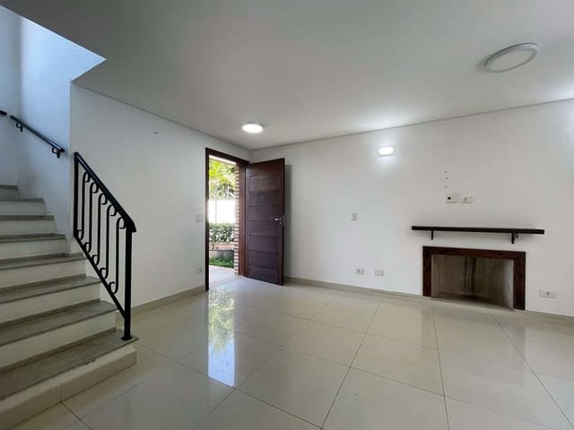 Foto do Sobrado - Sobrado à venda 3 Quartos, 1 Suite, 4 Vagas, 268.71M², Moinho Velho, Cotia - SP | Collina Imóveis