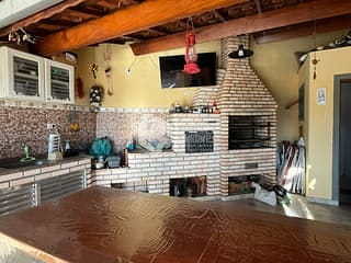 Foto do Sobrado-Sobrado para venda em Chácara Inglesa com 4 quartos, sendo 2 suítes, 196m²