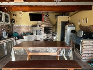 Foto do Sobrado-Sobrado para venda em Chácara Inglesa com 4 quartos, sendo 2 suítes, 196m²