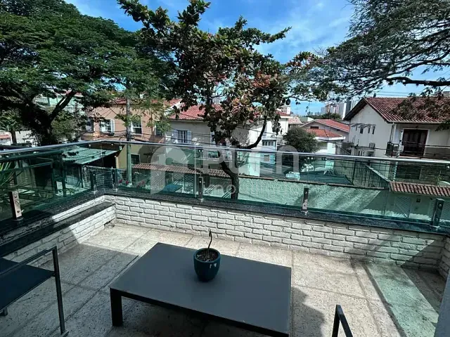 Sobrado 3 quartos e 3 banheiros, à venda, no bairro Vila Albertina em São Paulo