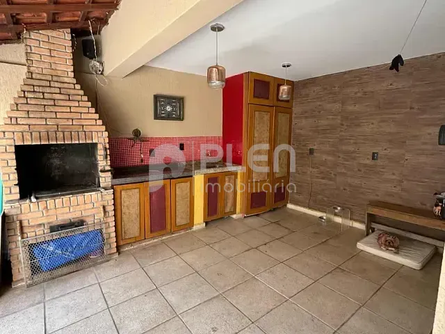 Sobrado 3 quartos e 3 banheiros, à venda, no bairro Vila Albertina em São Paulo