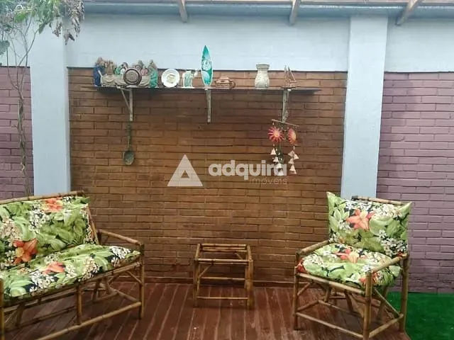 Sobrado com 243m² 4 quartos e 3 banheiros, à venda, no bairro Orfãs em Ponta Grossa