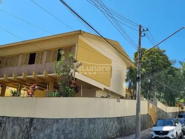 Sobrado com 705m² 4 quartos e 3 banheiros, à venda, no bairro Vila Industrial em Mogi das Cruzes