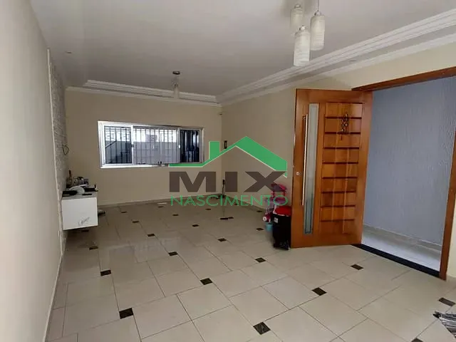 Sobrado com 278m² 3 quartos e 1 banheiro, à venda, no bairro Taboão em São Bernardo do Campo