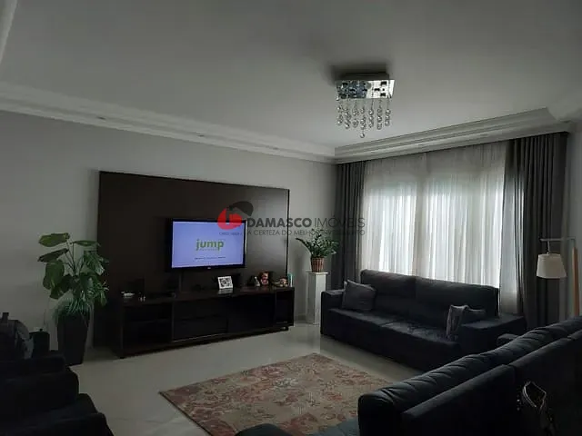 Sobrado com 126m² 3 quartos e 2 banheiros, à venda, no bairro Olímpico em São Caetano do Sul