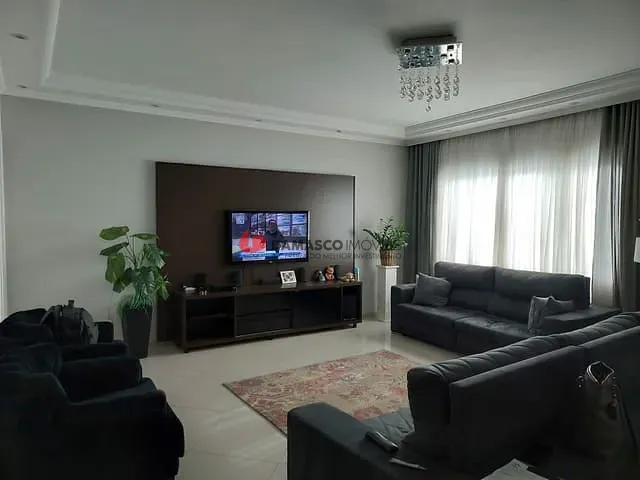 Sobrado com 126m² 3 quartos e 2 banheiros, à venda, no bairro Olímpico em São Caetano do Sul