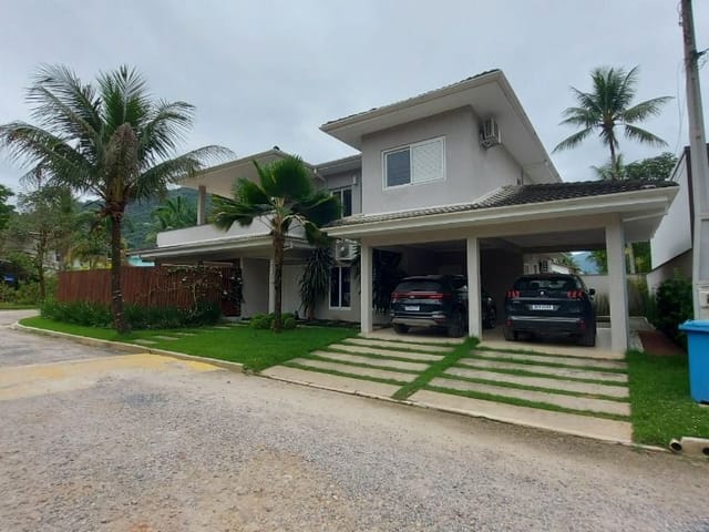 Foto do Sobrado - Sobrado com 4 dormitórios à venda, 292 m² por R$ 1.400.000,00 - Ubatuba Country - Ubatuba/SP | INDEPENDENCE NEGOCIOS IMOBILIARIOS LTDA