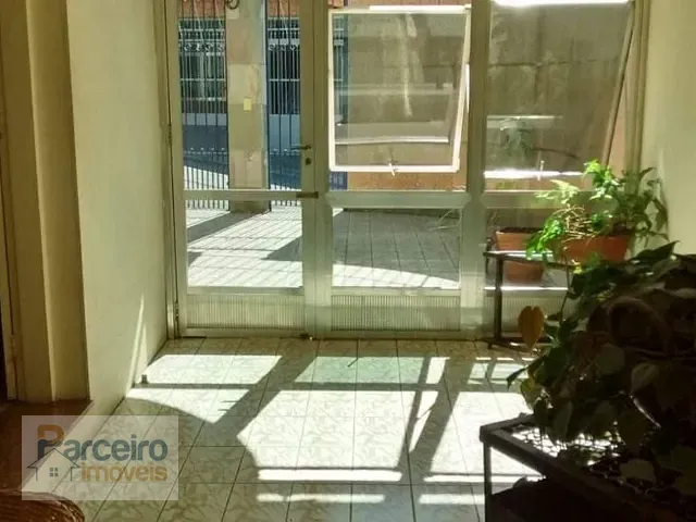 Sobrado com 164m² 4 quartos e 3 banheiros, à venda, no bairro Vila Regente Feijó em São Paulo