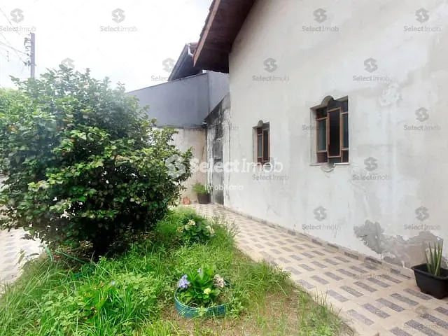 Sobrado com 320m² 4 quartos e 5 banheiros, para alugar, no bairro Jardim Pedroso em Mauá