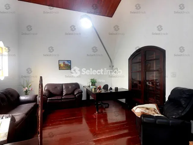 Sobrado com 320m² 4 quartos e 5 banheiros, para alugar, no bairro Jardim Pedroso em Mauá