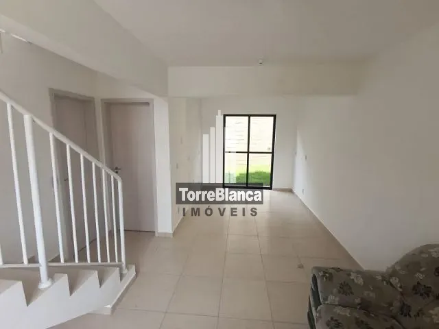 Sobrado com 141m² 2 quartos e 2 banheiros, à venda, no bairro Jardim Carvalho em Ponta Grossa
