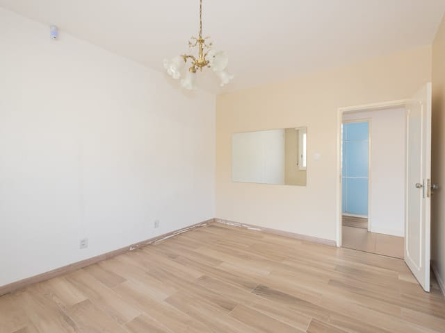 Sobrado com 600m² 5 quartos e 3 banheiros, à venda, no bairro Três Vendas em Pelotas