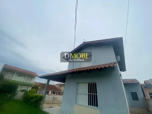 Sobrado com 240m² 2 quartos e 2 banheiros, à venda, no bairro Jansen em Gravataí